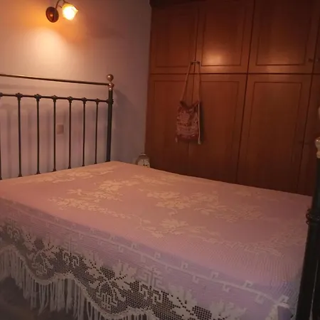 το πυργοσπιτο τησ αννεζουλασ Annezoula's Castle Dom wakacyjny Agios Athanasios (Mani)