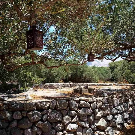 το πυργοσπιτο τησ αννεζουλασ Annezoula's Castle 펜션