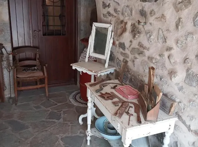 Hébergement de vacances το πυργοσπιτο τησ αννεζουλασ Annezoula's Castle Agios Athanasios (Mani)