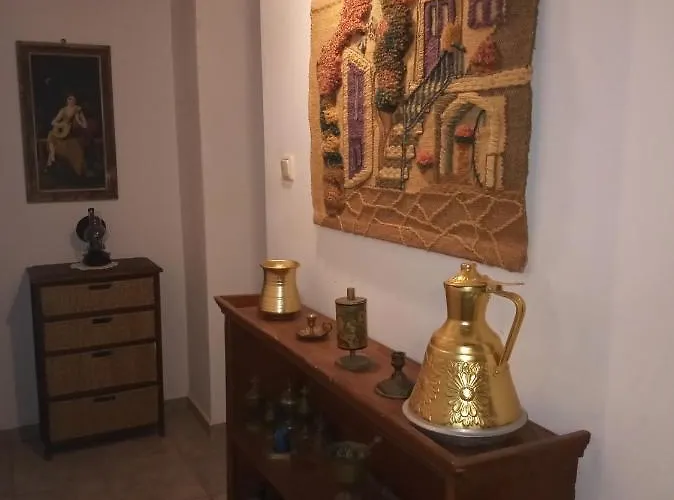 το πυργοσπιτο τησ αννεζουλασ Annezoula's Castle