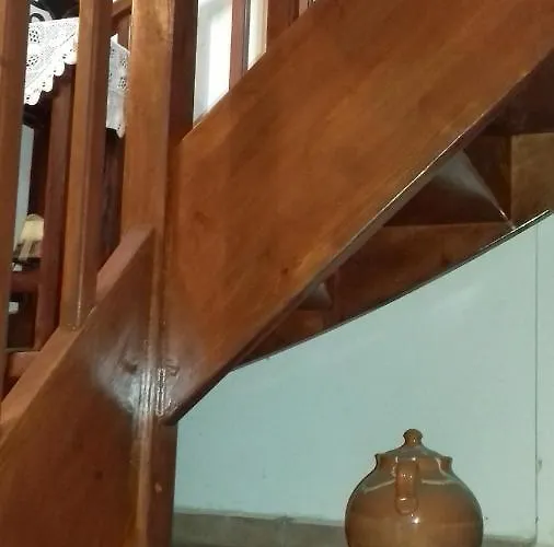 το πυργοσπιτο τησ αννεζουλασ Annezoula's Castle